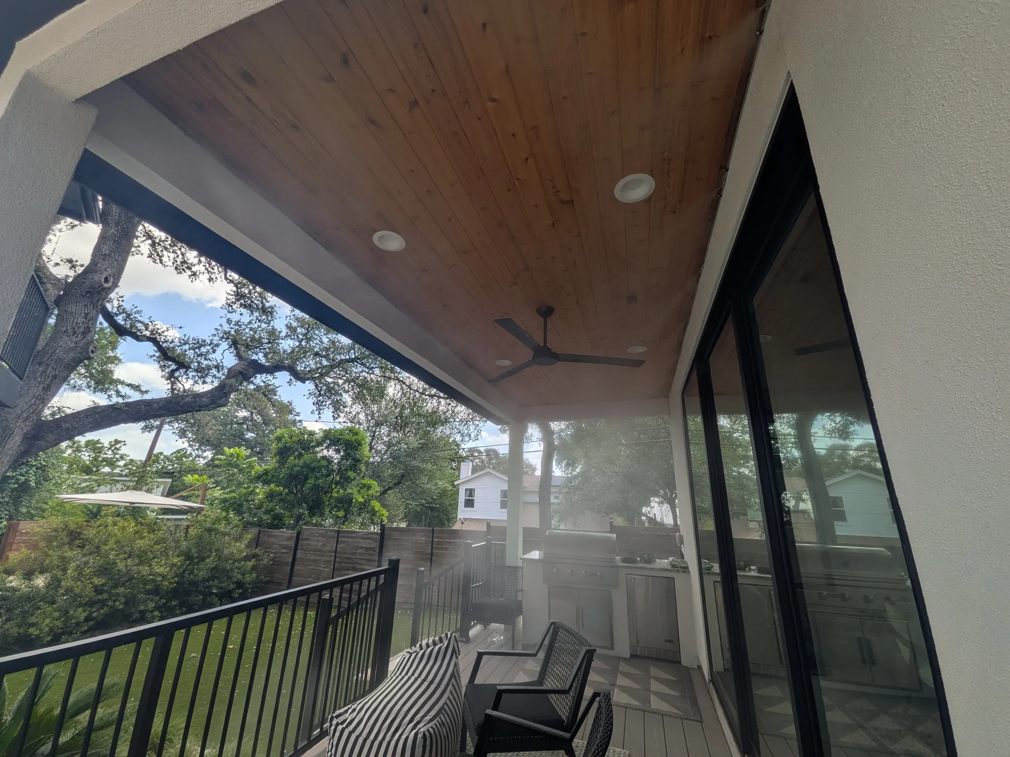 Stainless steel misting line detail